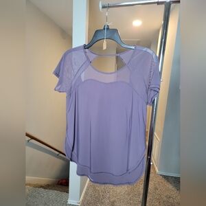 🍋 Lululemon Deep Purple Top sz 4-6 EUC